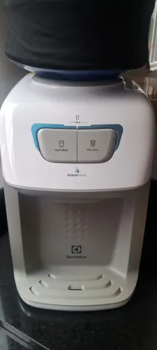 Bebedouro de agua eletrolux