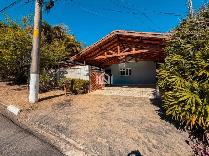 Casa térrea para venda ou locação no condomínio Parque Paulistano