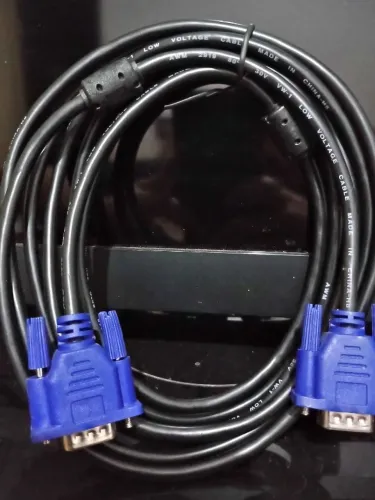 Cabo VGA/VGA 3.0 Metros. Cabo Novo, Com Garantia. Cabo Computador e Monitor.