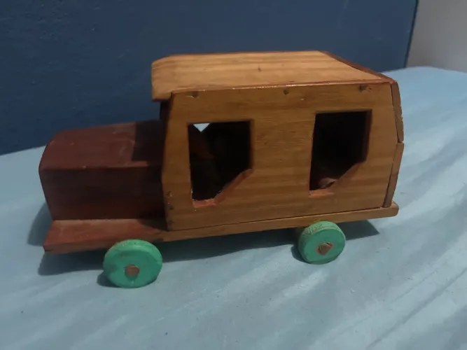 Carrinho De Madeira
