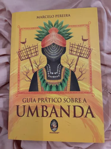 Livro ?Guia prático sobre a umbanda? por Marcelo Pereira
