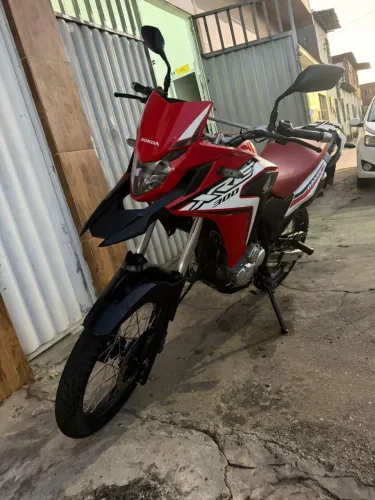Xre 300 2021 rally vendo e troco