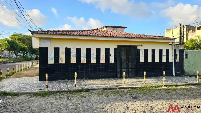 Ponto Comercial em Neópolis, 02 pontos de esquina, próx a Av. Das Alagoas, 180m².