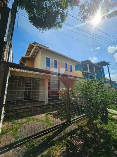 Casa em Condomínio para Aluguel em Venda Nova (Candelária) | 7 quartos (3 suítes)