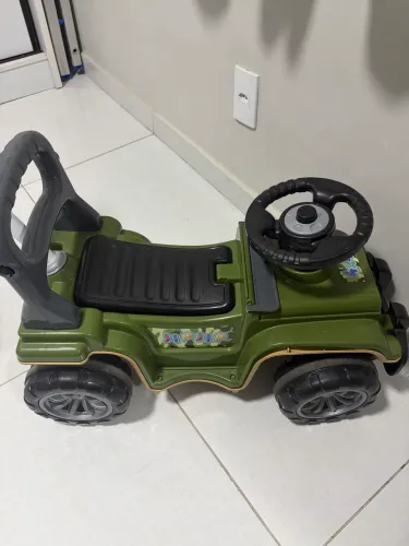 Carro de passeio infantil