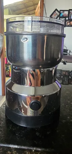Moedor de Grãos e Sementes