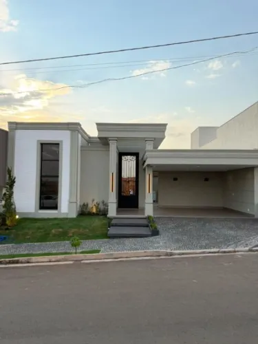 Casa com 3 quartos à venda, 179 m² por R$ 1.700.000 - Village Normandie - São José do Rio
