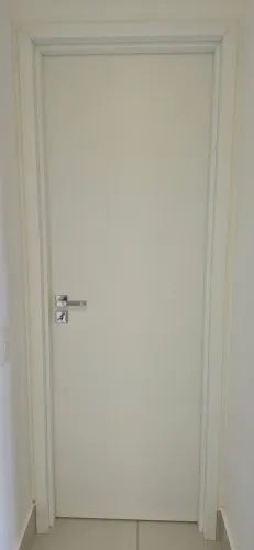 Porta completa - marca Pormade