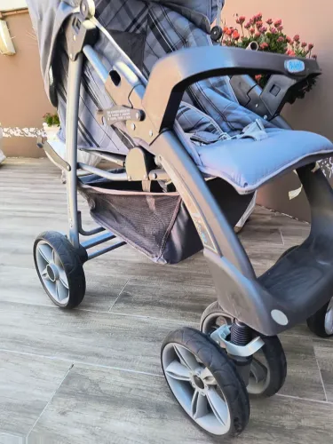 Kit - Carrinho bebê + bebê conforto