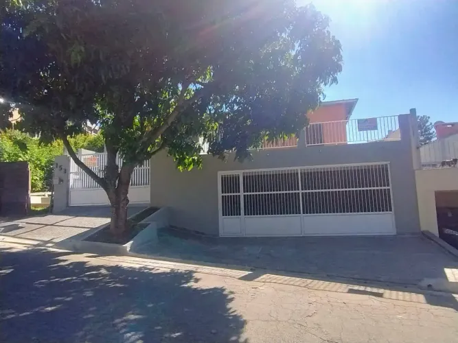 Térrea para aluguel com 240 metros quadrados com 4 quartos em Pinus Park - Cotia - SP