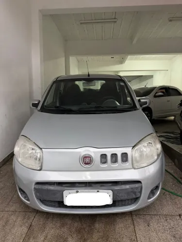 Fiat Uno Attractive 1.4 EVO Fire Flex 8V 4P 2011