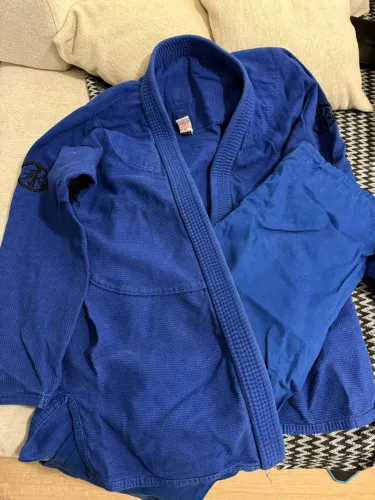 Kimono semi-novo azul
