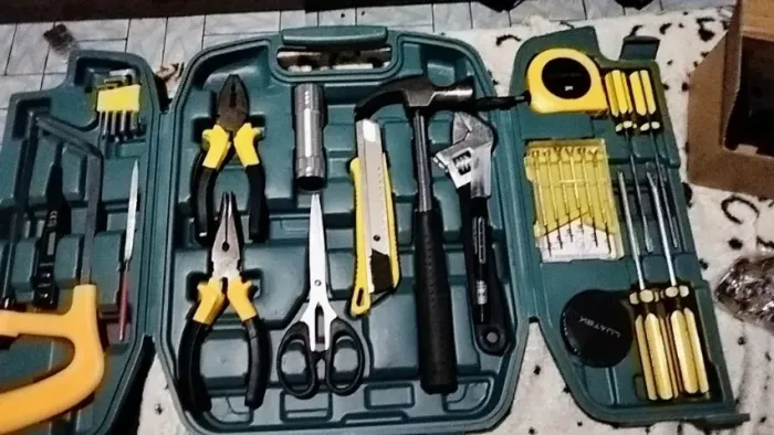 Kit Jogo De Ferramentas 27 Peças Com Maleta Chaves Allen Alicate Martelo Completos