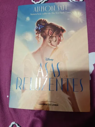 Livro Asas reluzentes NOVO!