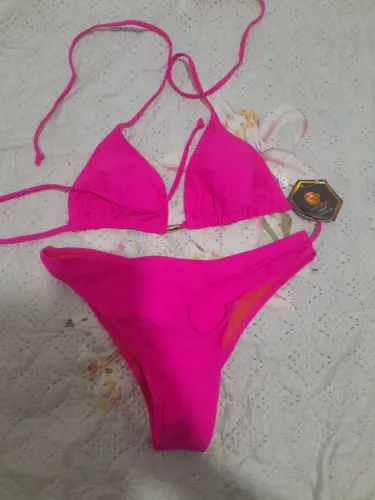 Biquines novos 20 reais cada