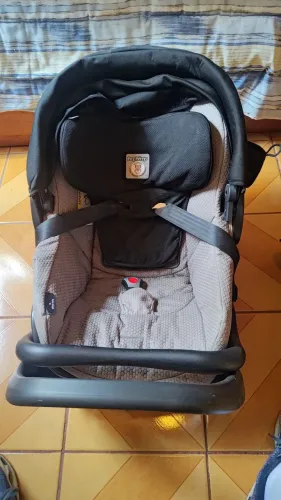 Conforto Peg Pérego Primo Viaggio - Muito Seguro e Conservado