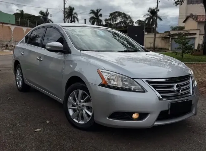 Nissan Sentra SV 2.0 Flexstart 16V Aut. 2015
