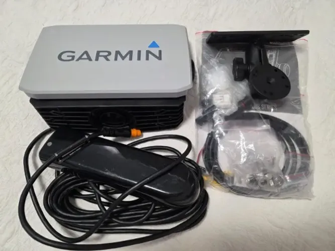 Gps Sonar Garmin Echomap Plus 70 SV com Transdutor Garmin GT 51 TM Novo!