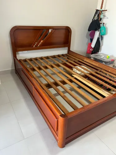 Cama casal madeira maciça
