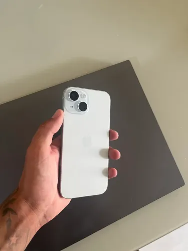 iPhone 15 128 gb