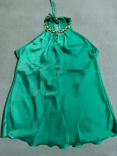 Roupas diversas. Leia a descrição