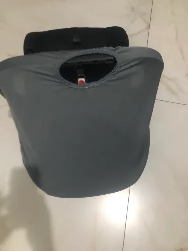 Bebê conforto semi novo 