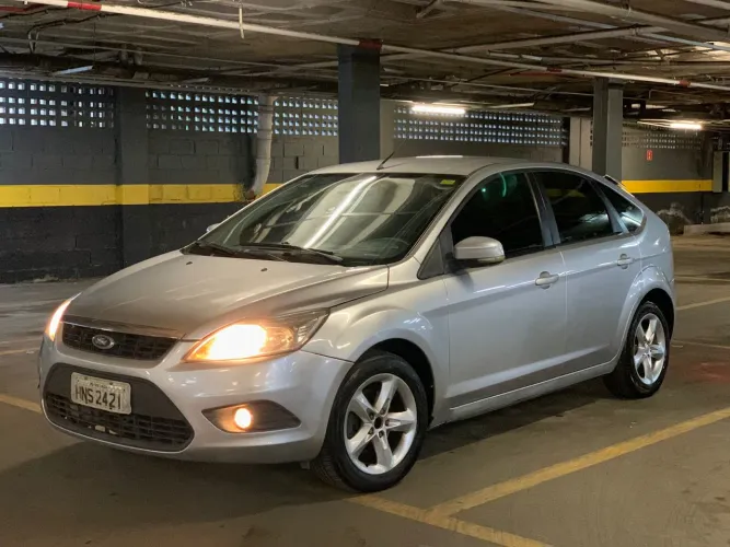 Ford Focus 1.6 S/se/se Plus Flex 8v/16v 5P 2011