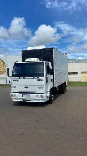 Ford cargo 815