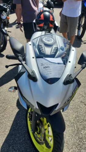 Moto tudo ok zero pou uso nota fiscal.manual.chav cópia ti original.na garantia 