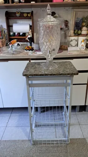 Mesa de ferro fruteira + Suqueira