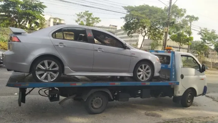 Precisa-se de Motorista de Reboque (B)