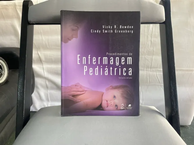 Livro Procedimentos de Enfermagem Pediátrica