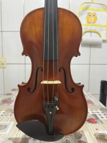 Viola a venda 