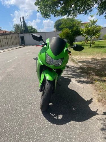 Ninja 250 verde