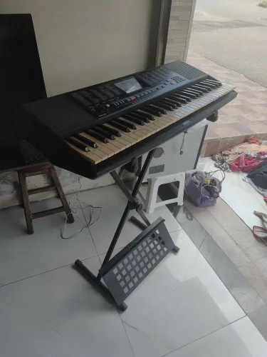 TECLADO PSR-190 - YAMAHA - Conserto ou aproveitamento de peças 