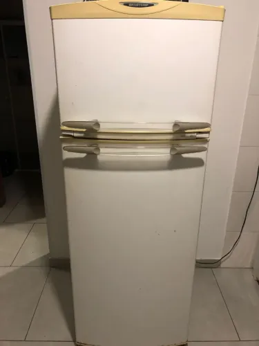 Geladeira Consul 360