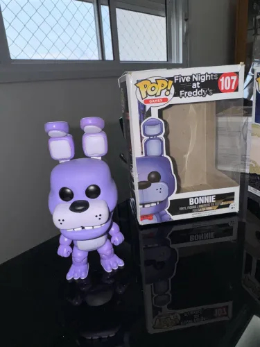Este é um Funko Pop! Five Nights at Freddy's Bonnie #107