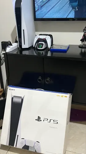 Ps5 1TB completo / Mídia Física + 2 controle + jogos 