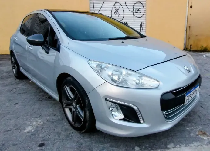 Peugeot 308 Feline/griffe 1.6 Turbo 16V 5P Aut. 2014