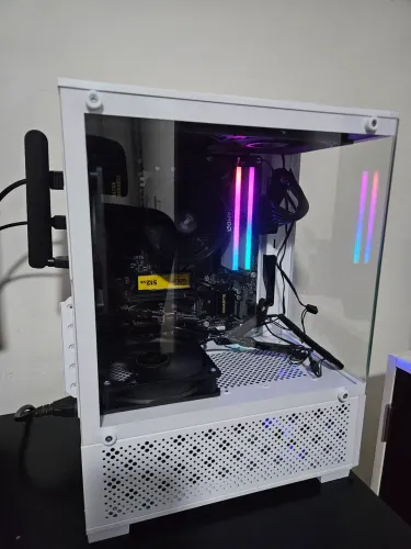 PC gamer Ryzen 5 5600GT