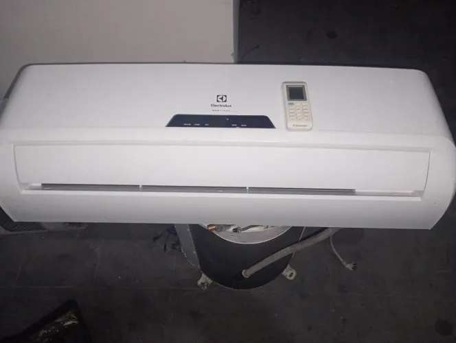 Ar condicionado 22 mil BTUs 