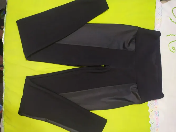 Calça feminina preta 