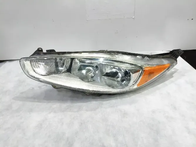Farol esquerdo New fiesta sedan 2014 2015 2016 2017 original