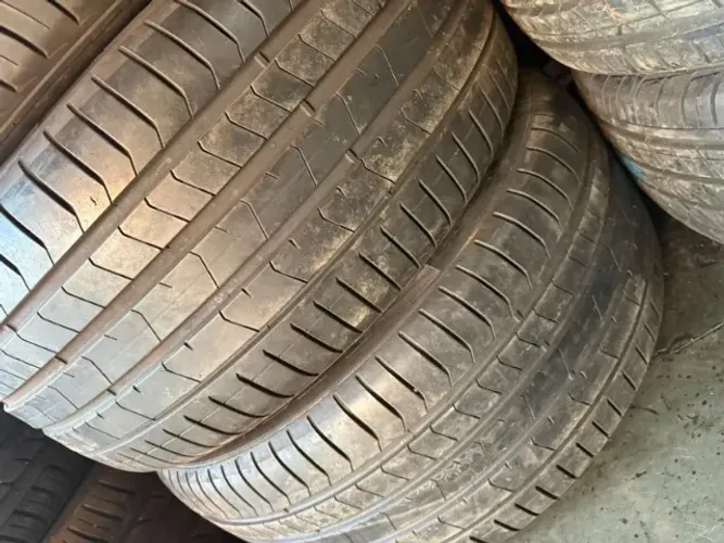 Pneu 275/40/20 Pirelli Runflat 90 % vida util