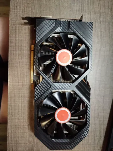 Placa de vídeo RX580 4GB (com defeito)