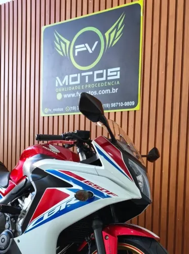 HONDA CBR 650F VERMELHA 2017 - IMPECÁVEL