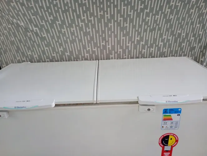 Freezer  Eletrolux grande 