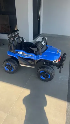 Carro Eletrico Zippy Toys Super Cross 4x4 12V CR 2 Lugares Azul
