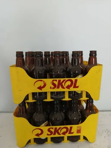 Vendo garrafas de cerveja retornáveis de 300ml barrigudinha da marca Ambev
