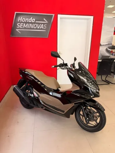 Moto Honda PCX 160 DLX PRETA 25/26